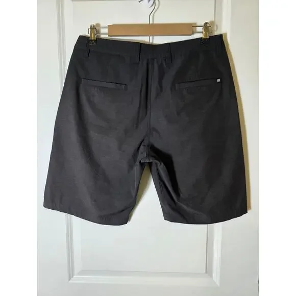 TRAVIS MATHEW Black Active Outdoor Casual Golf Textured Shorts SZ 32 - Picture 2 of 5